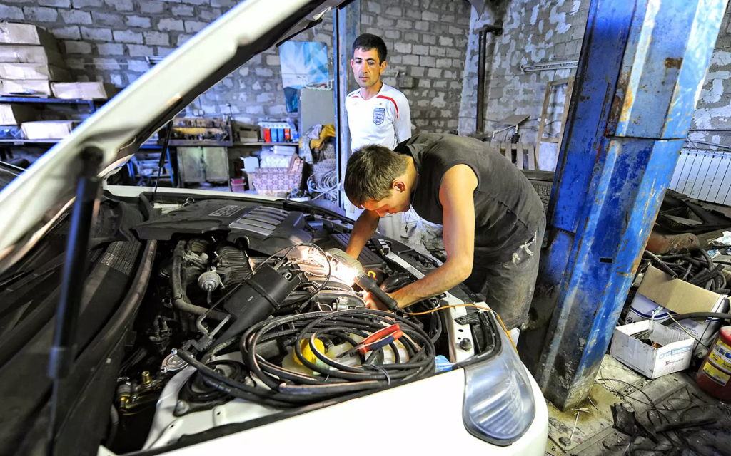 car repair garage dubai